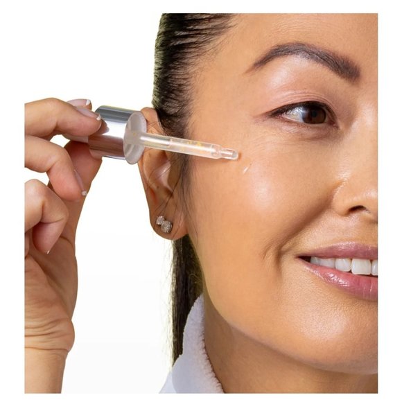 Lancer Triple Peptide Drops Vitamin E+Niacinamide, Collagen, NEW - Mini 4.5 ml - Picture 6 of 13